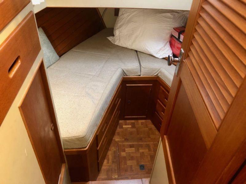 1981 Grand Banks 36
