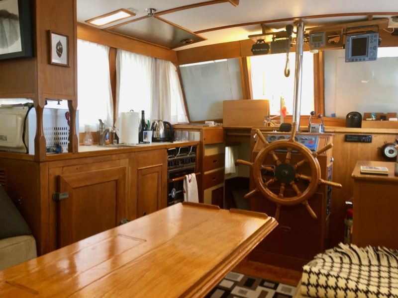1981 Grand Banks 36