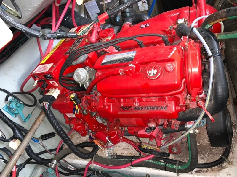 38' 2006 Doral Elegante