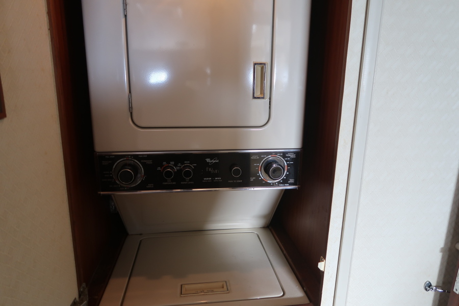 1988 Hatteras Sportfish