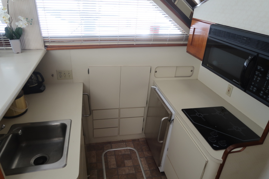 1988 Hatteras Sportfish