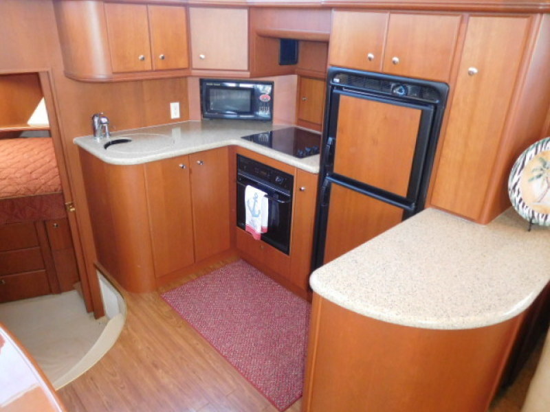 2006 Silverton Motor Yacht