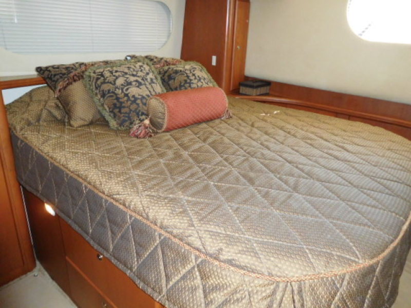 2006 Silverton Motor Yacht