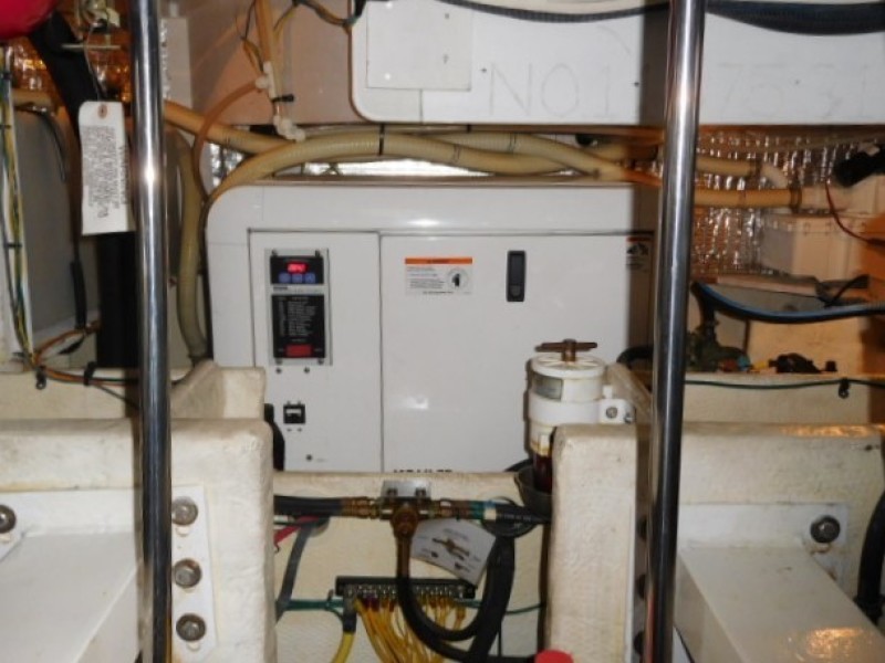 2006 Silverton Motor Yacht
