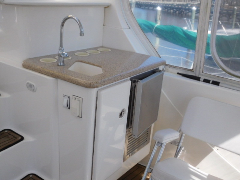 2006 Silverton Motor Yacht