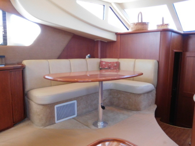 2006 Silverton Motor Yacht