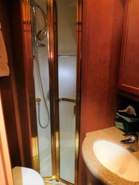 2006 Silverton Motor Yacht