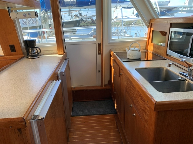 2002 Mainship 430
