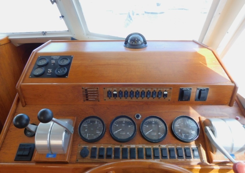 2002 Mainship 430