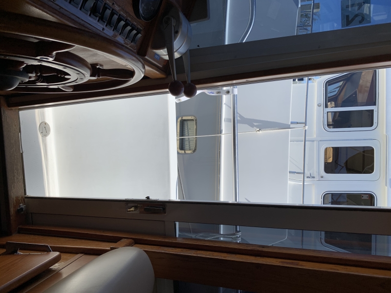 2002 Mainship 430
