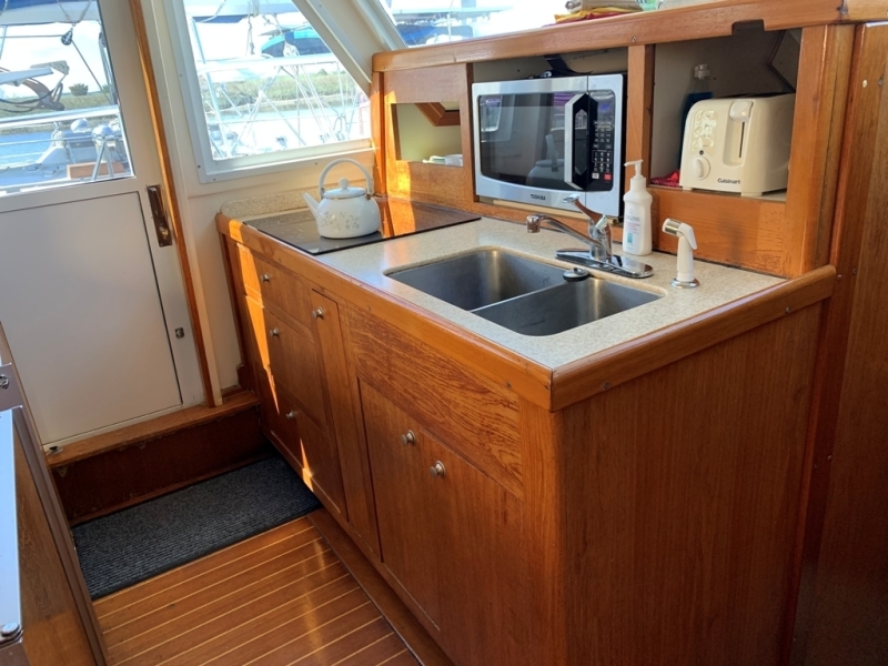 2002 Mainship 430