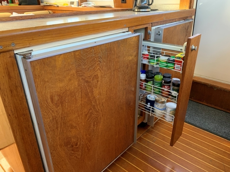 2002 Mainship 430