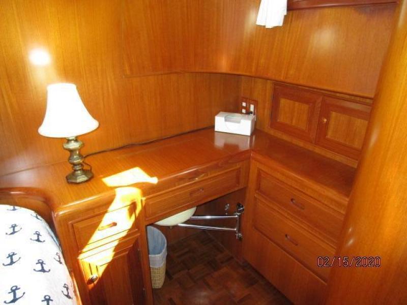 2003 Ocean Alexander 423 Classico