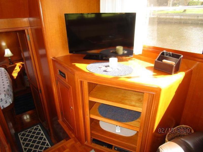 2003 Ocean Alexander 423 Classico
