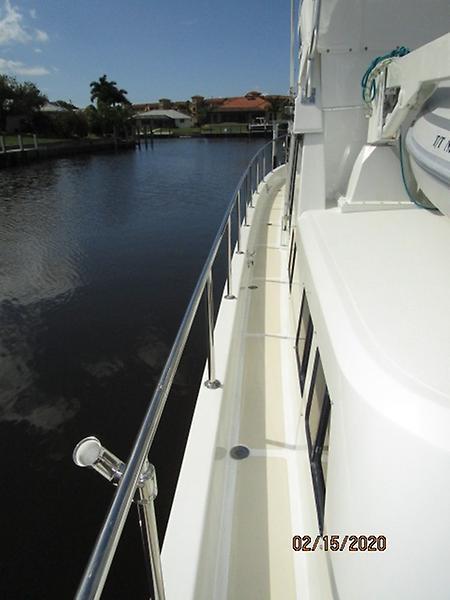 2003 Ocean Alexander 423 Classico
