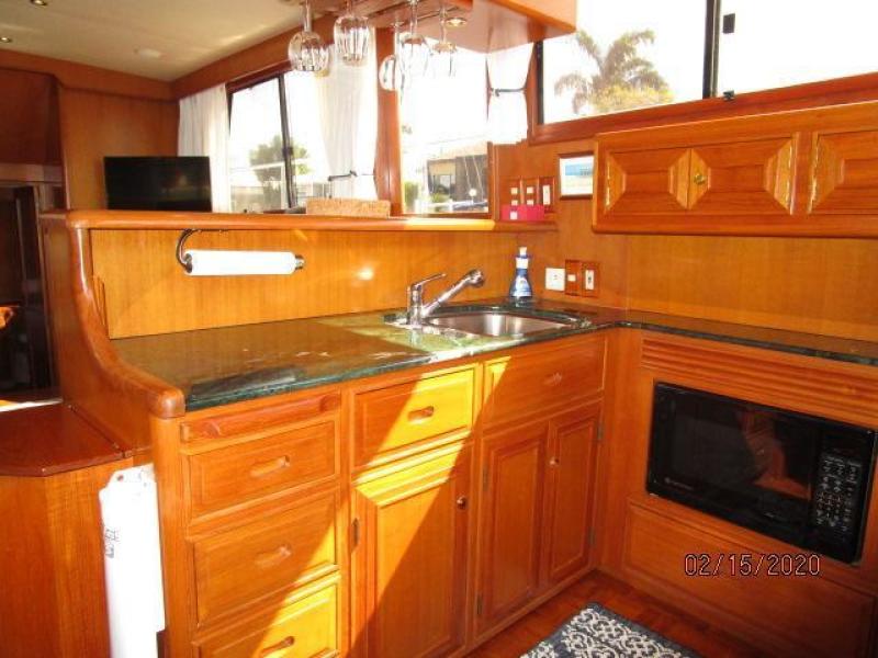 2003 Ocean Alexander 423 Classico