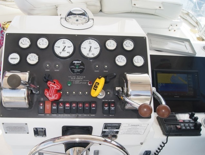 1998 Silverton 41 Convertible