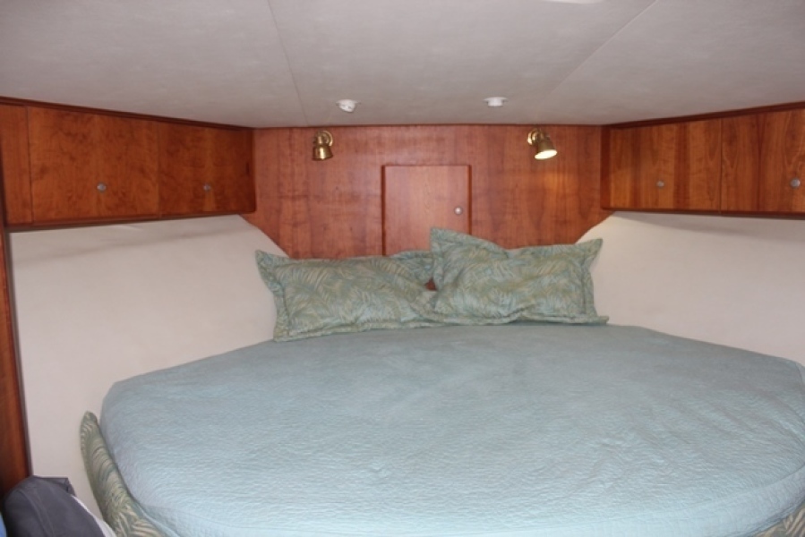 1998 Silverton 41 Convertible