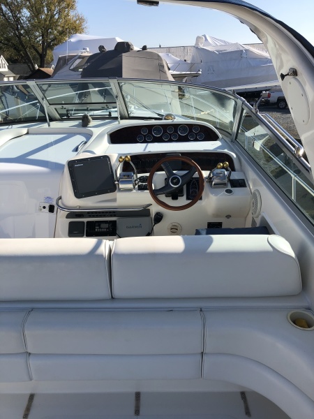 1998 Sea Ray 330 Sundancer