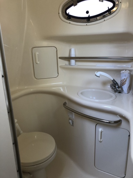 1998 Sea Ray 330 Sundancer