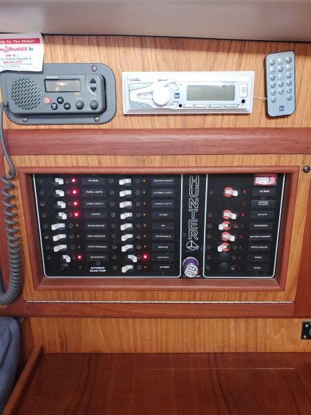 1999 Hunter 290