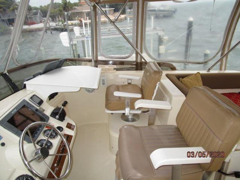 2006 Mainship "40" Trawler