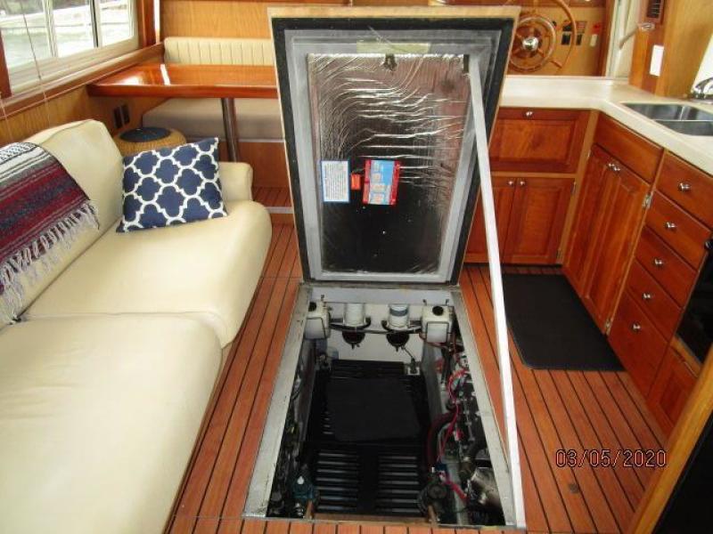 2006 Mainship "40" Trawler