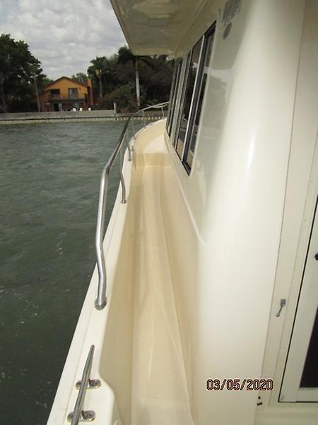 2006 Mainship "40" Trawler
