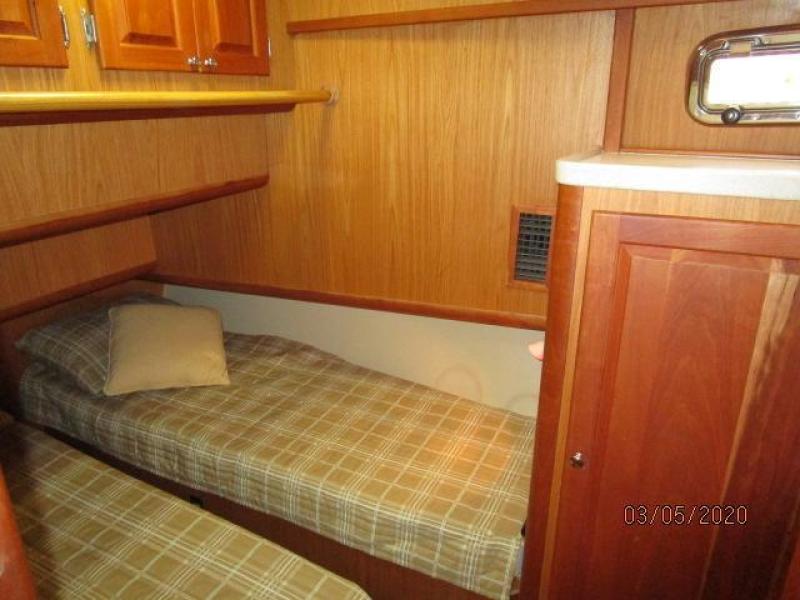 2006 Mainship "40" Trawler