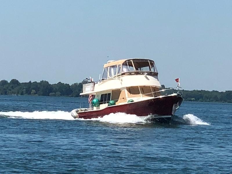 2006 Mainship "40" Trawler