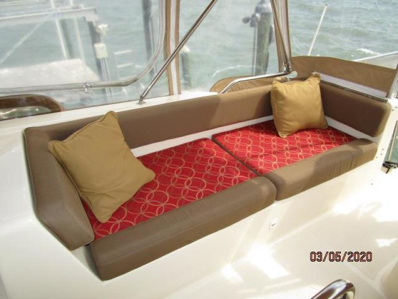 2006 Mainship "40" Trawler