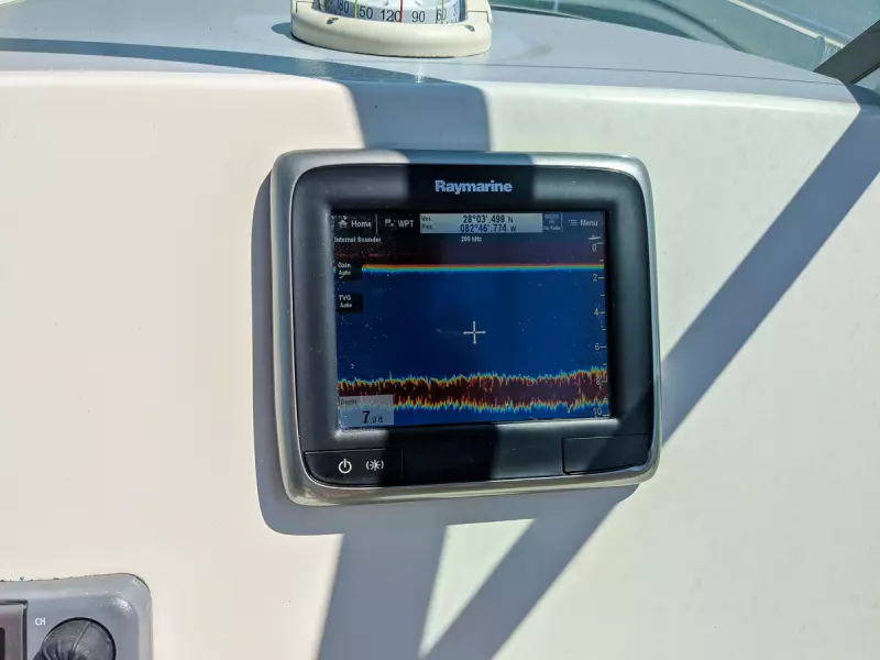 Raymarine Fishfinder
