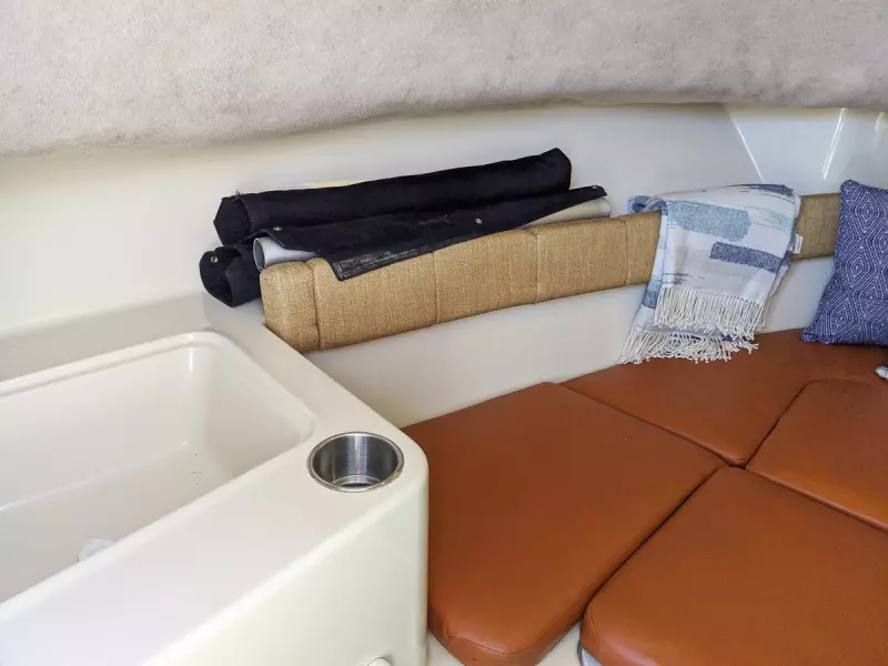 2011 Hydra-Sports 2100 WA