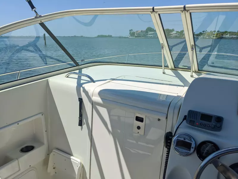 2011 Hydra-Sports 2100 WA