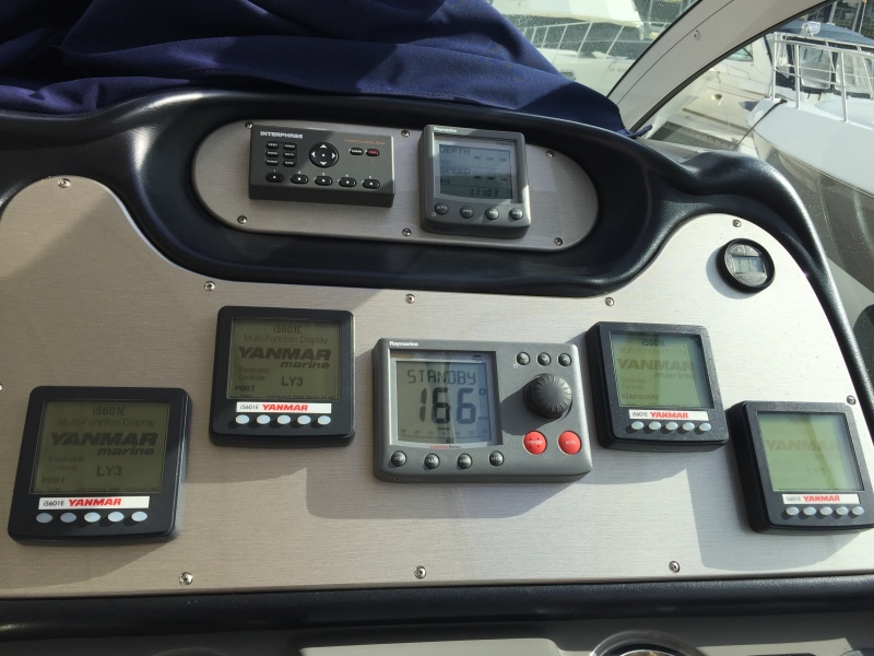 46' 2008 Cruisers Yachts 460 Express