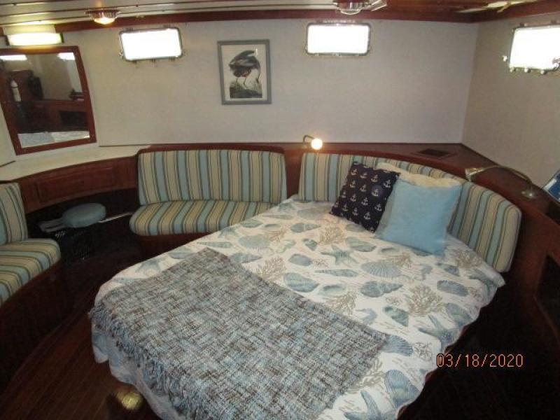 1986 Marine Trader "40" Sundeck Trawler