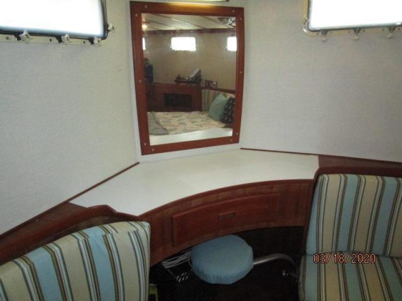 1986 Marine Trader "40" Sundeck Trawler