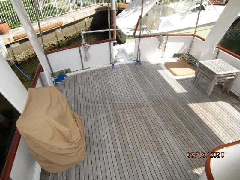 1986 Marine Trader "40" Sundeck Trawler