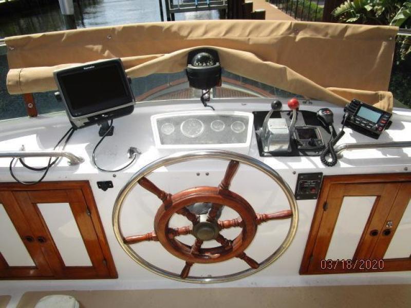 1986 Marine Trader "40" Sundeck Trawler