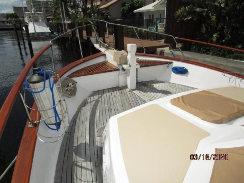 1986 Marine Trader "40" Sundeck Trawler