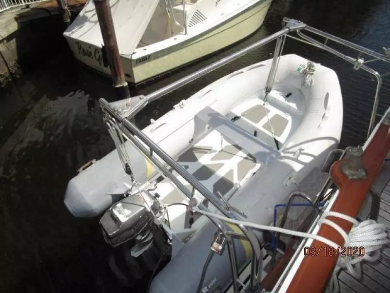 Bay Breeze 40ft Marine Trader Yacht For Sale