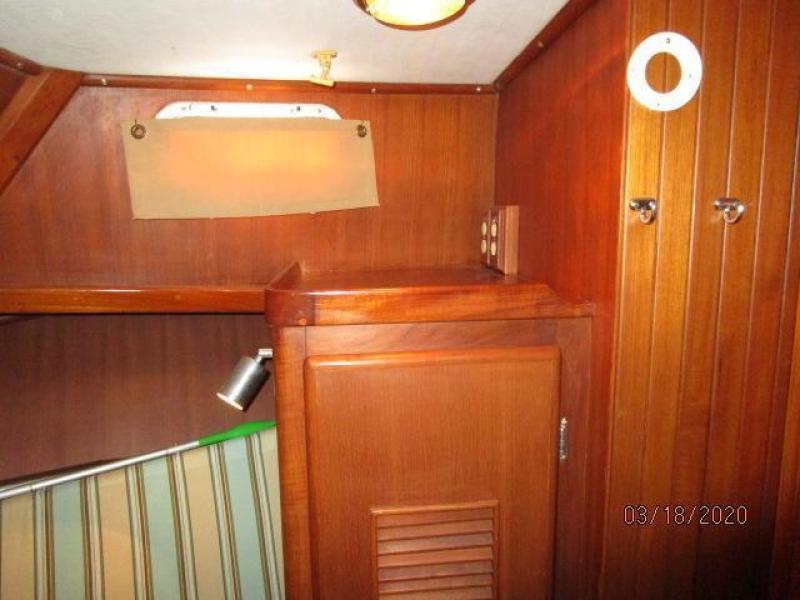 1986 Marine Trader "40" Sundeck Trawler