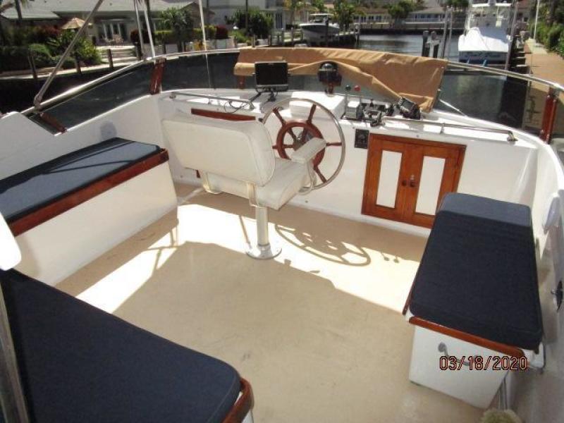 1986 Marine Trader "40" Sundeck Trawler