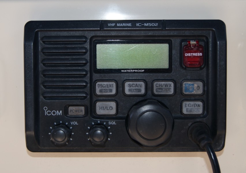 2005 Mainship 34
