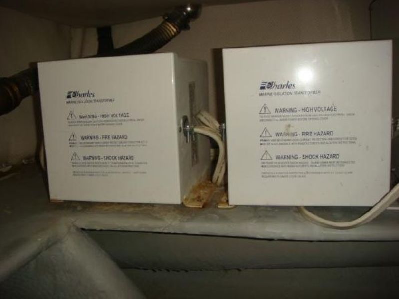 2005 Mainship 34