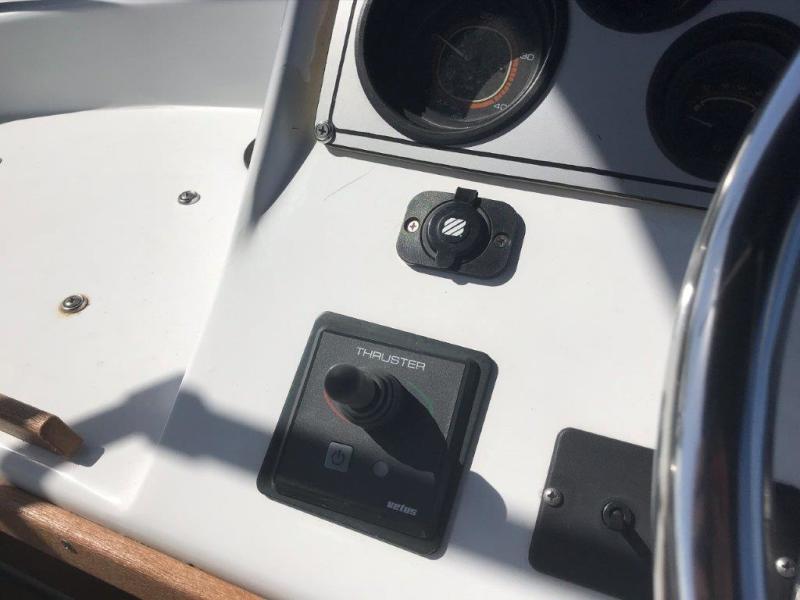 1983 Mainship 34 MK III