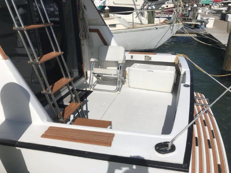 1983 Mainship 34 MK III