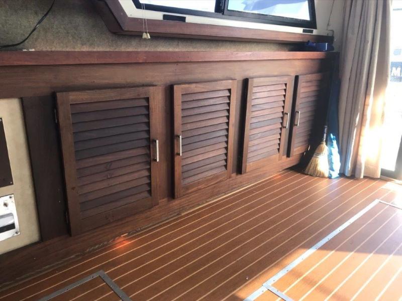 1983 Mainship 34 MK III