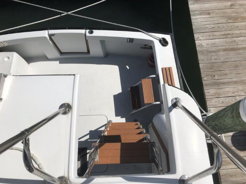 1983 Mainship 34 MK III