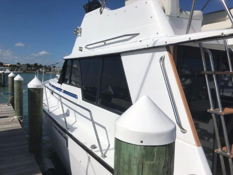 1983 Mainship 34 MK III